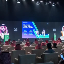 الحقيل يوجه بمنح مستفيدي منتج البناء الذاتي وأرض وقرض مهلة 16 شهرًا إضافية لإكمال مراحل بناء منازلهم