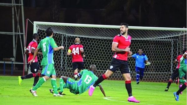 «كلاسيكو» الكرة السعودية: السيطرة للهلال.. والكلمة للاتحاد