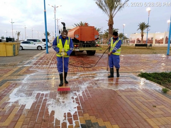 سفير خادم الحرمين لدى بريطانيا ينقل اهتمام وحرص القيادة على عودة المواطنين وسلامتهم