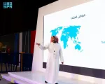 القاص السعودي محمد البشير يكشف سر التعلق بالقصة في ورشة عمل بمعرض الكتاب